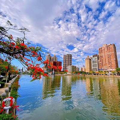 愛河日景 400