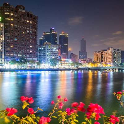 愛河經典的浪漫夜景 400