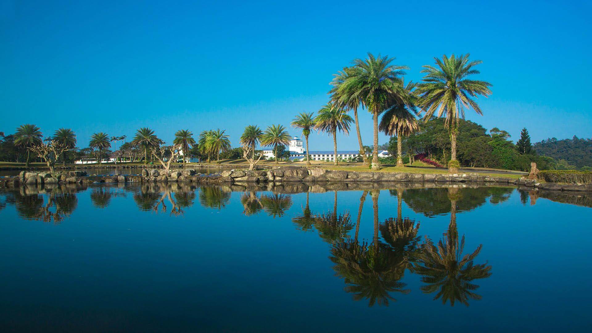 Golf Club Lake