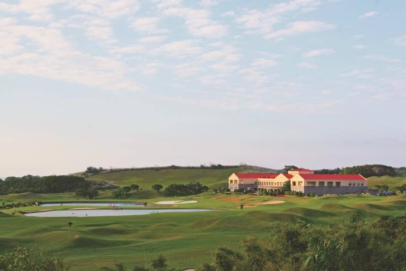 TY Golf Club Cabin