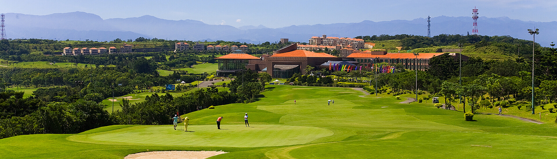 Golf Club brown building